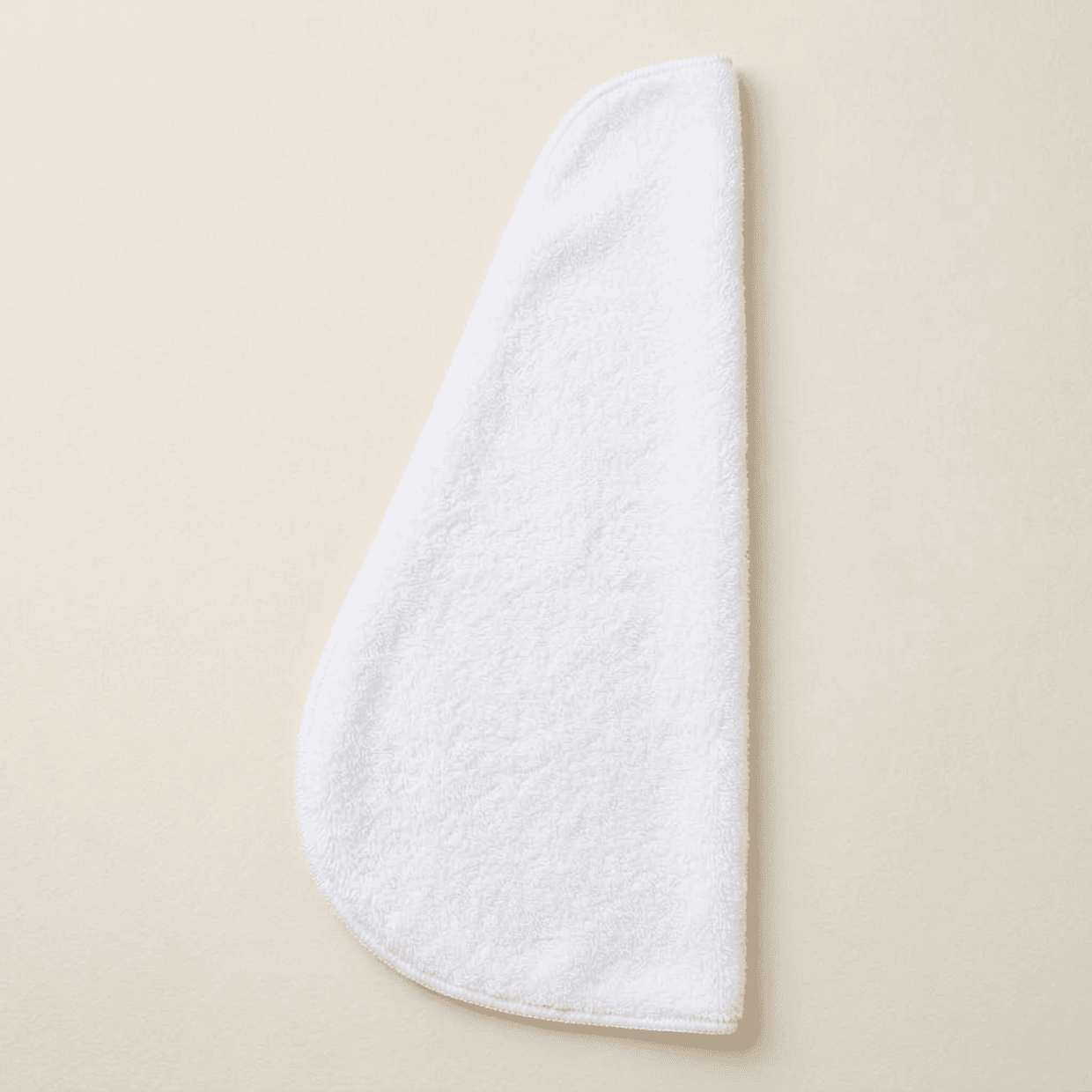 Aluvia – Rytuał lekkości dla Twoich włosów